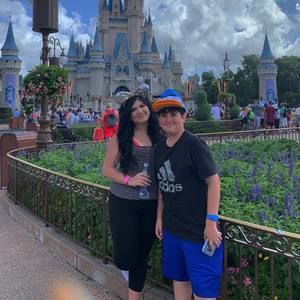 Meet your Posher, Vicky